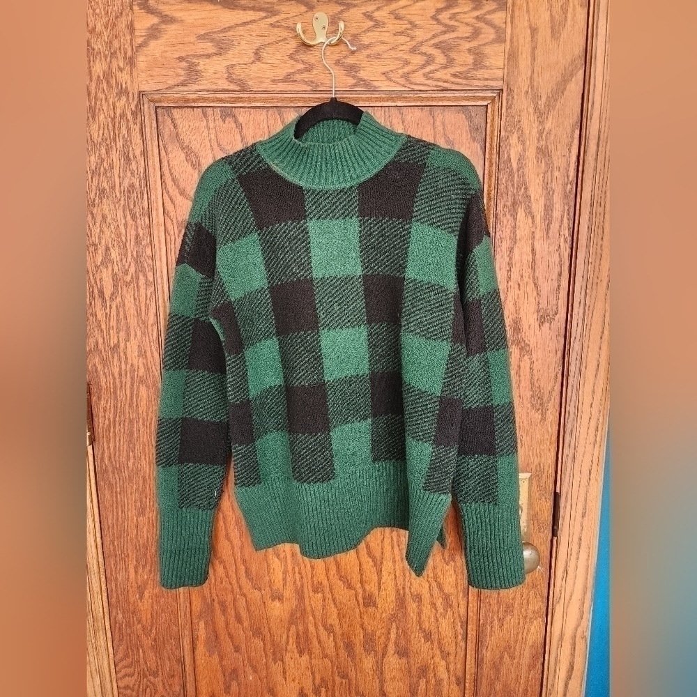 Plaid sweater Xsmall.